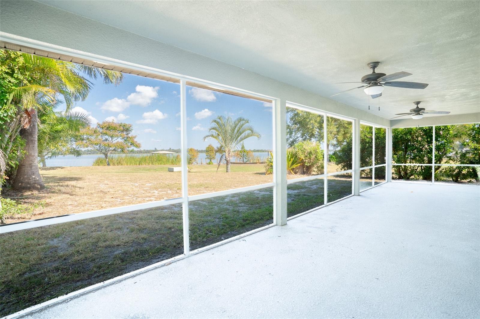 ISLAND LAKES - Residential Lease