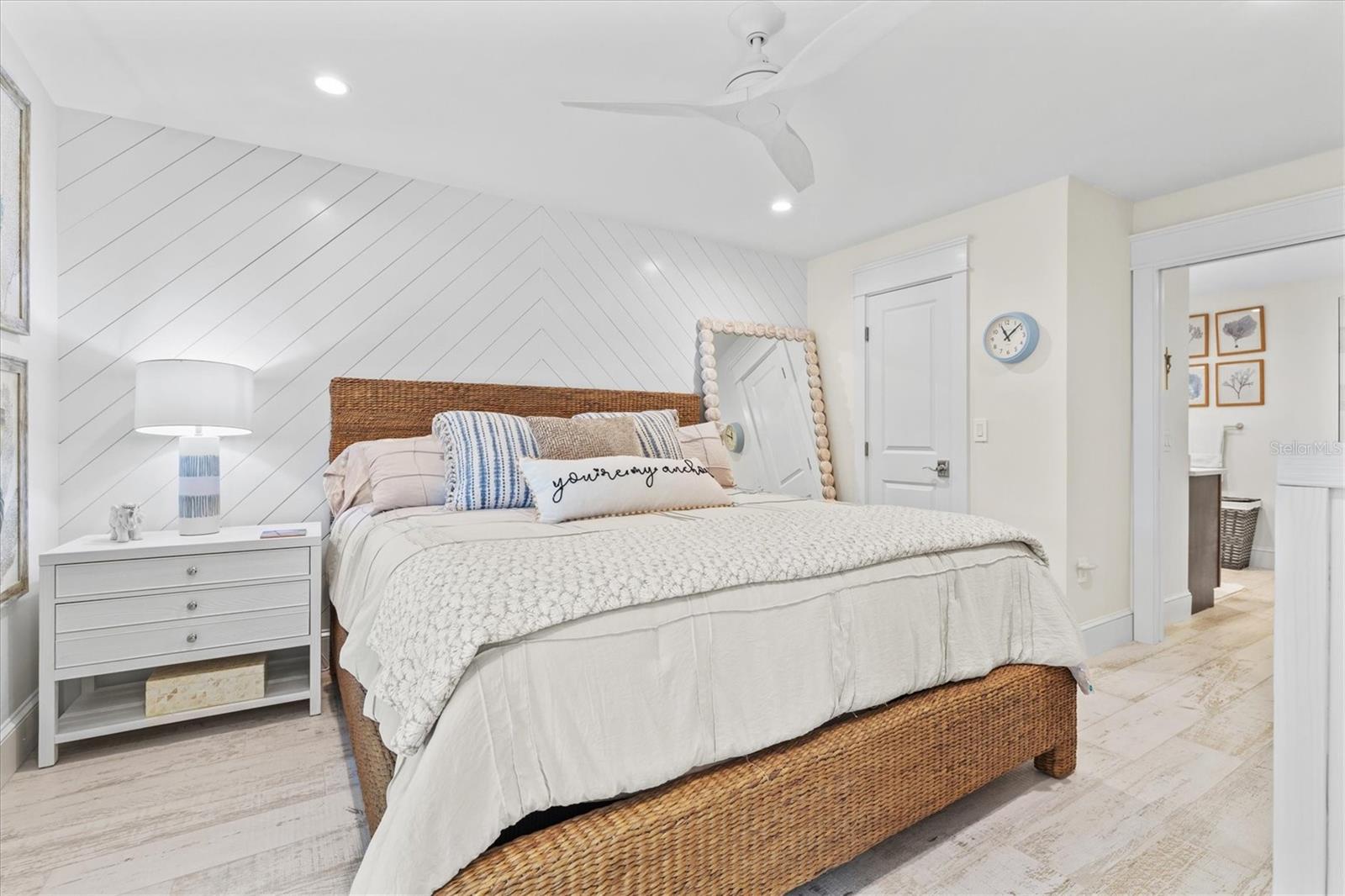 HOLMES BEACH 14TH UNIT - Residential