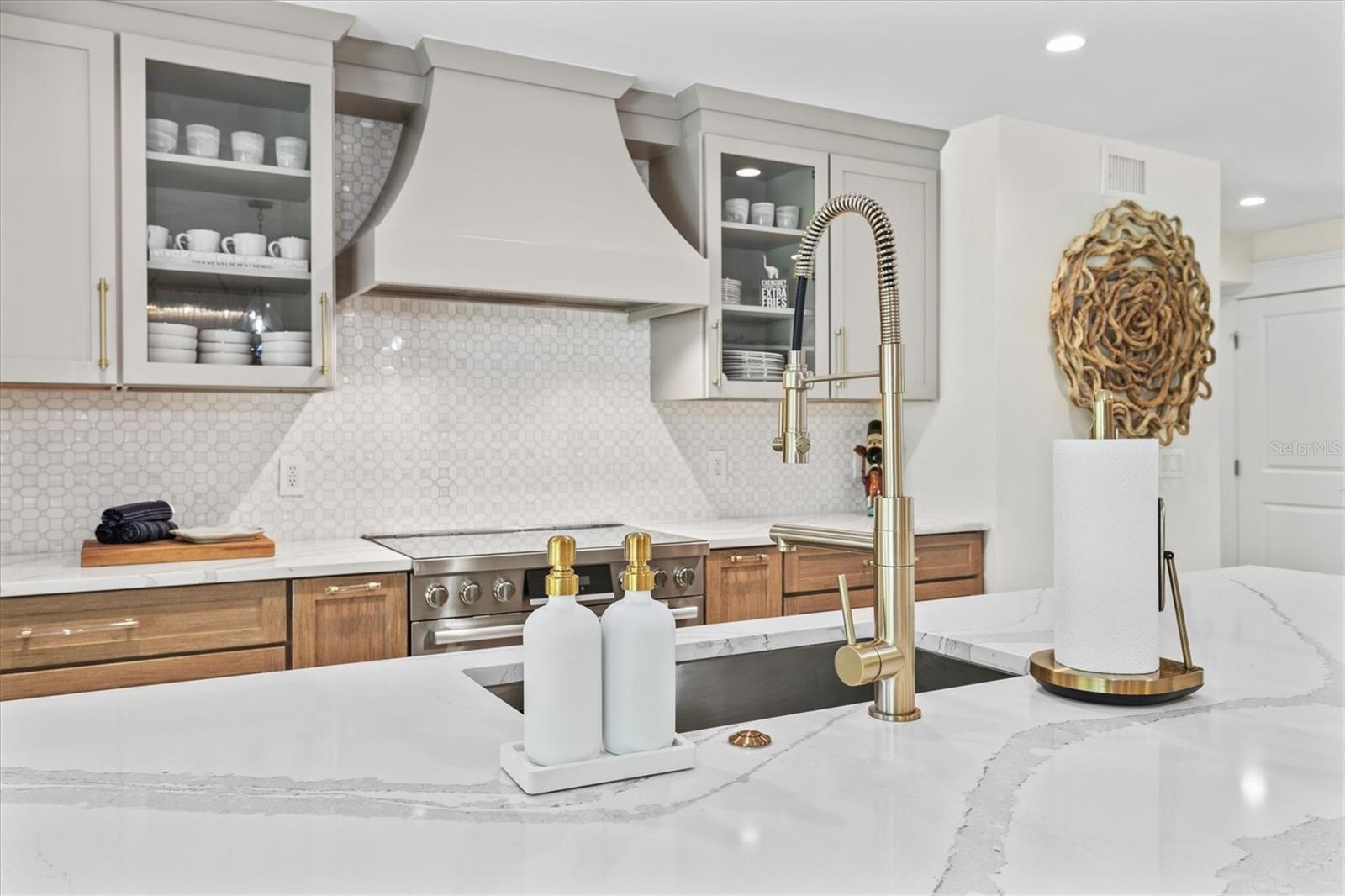 HOLMES BEACH 14TH UNIT - Residential