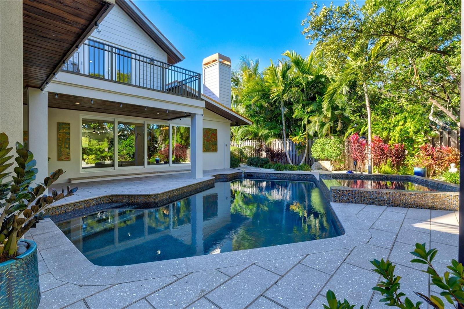 HOLMES BEACH 14TH UNIT - Residential