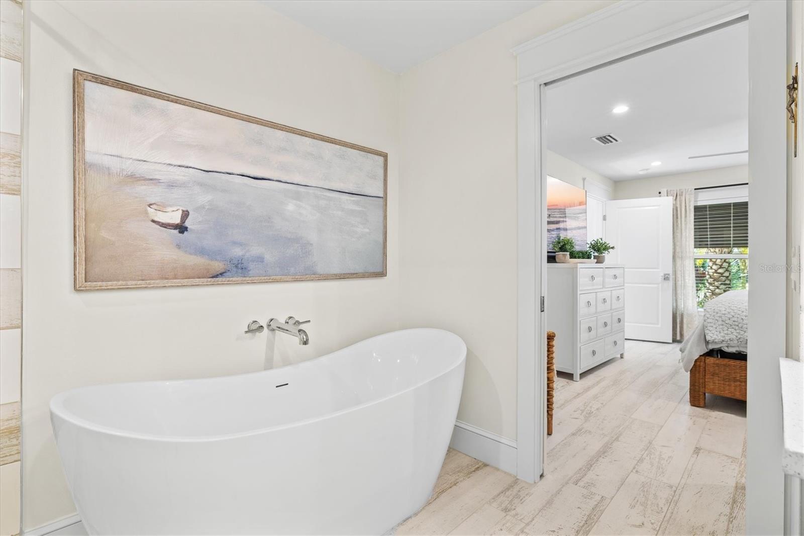 HOLMES BEACH 14TH UNIT - Residential