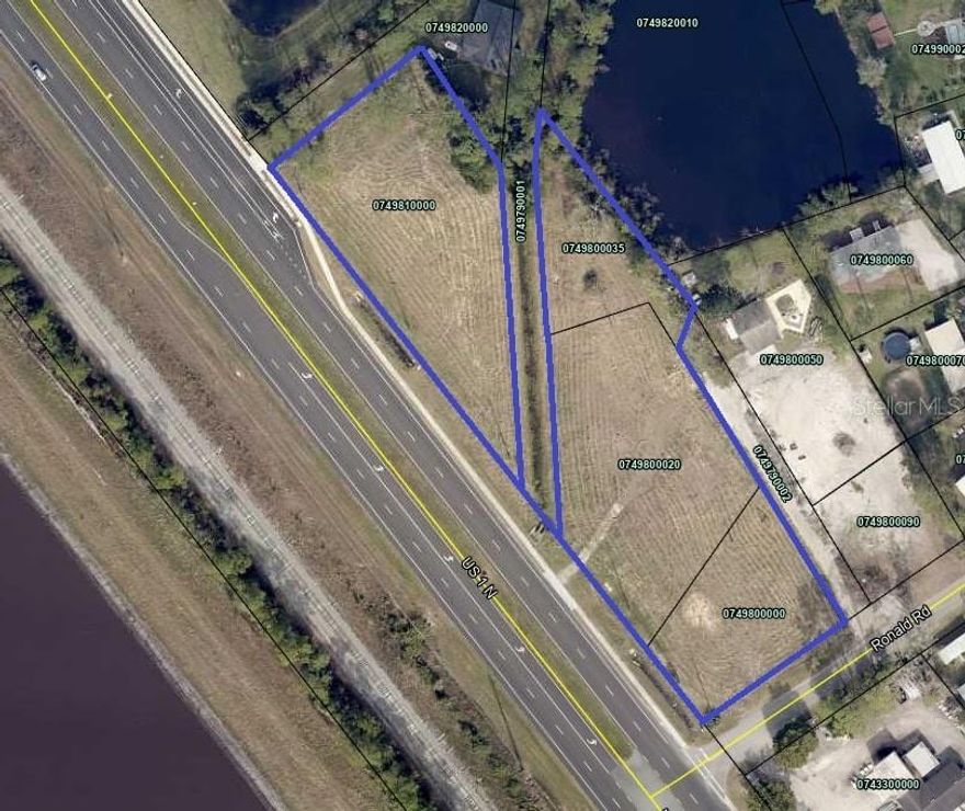 Prime commercial land along a high-visibility corridor on Dixie Highway, offering excellent frontage and access for a range of business uses, including a requested Special Use Permit for an outdoor dog park with on-site sale and consumption of beer and wine under a Florida Type 2COP license within IW (Industrial Warehouse) zoning. The site benefits from strong traffic counts, proximity to established commercial and residential areas, and convenient access to major roadways, presenting an excellent opportunity for retail, office, mixed-use, or experiential concepts near the historic core of St. Augustine.