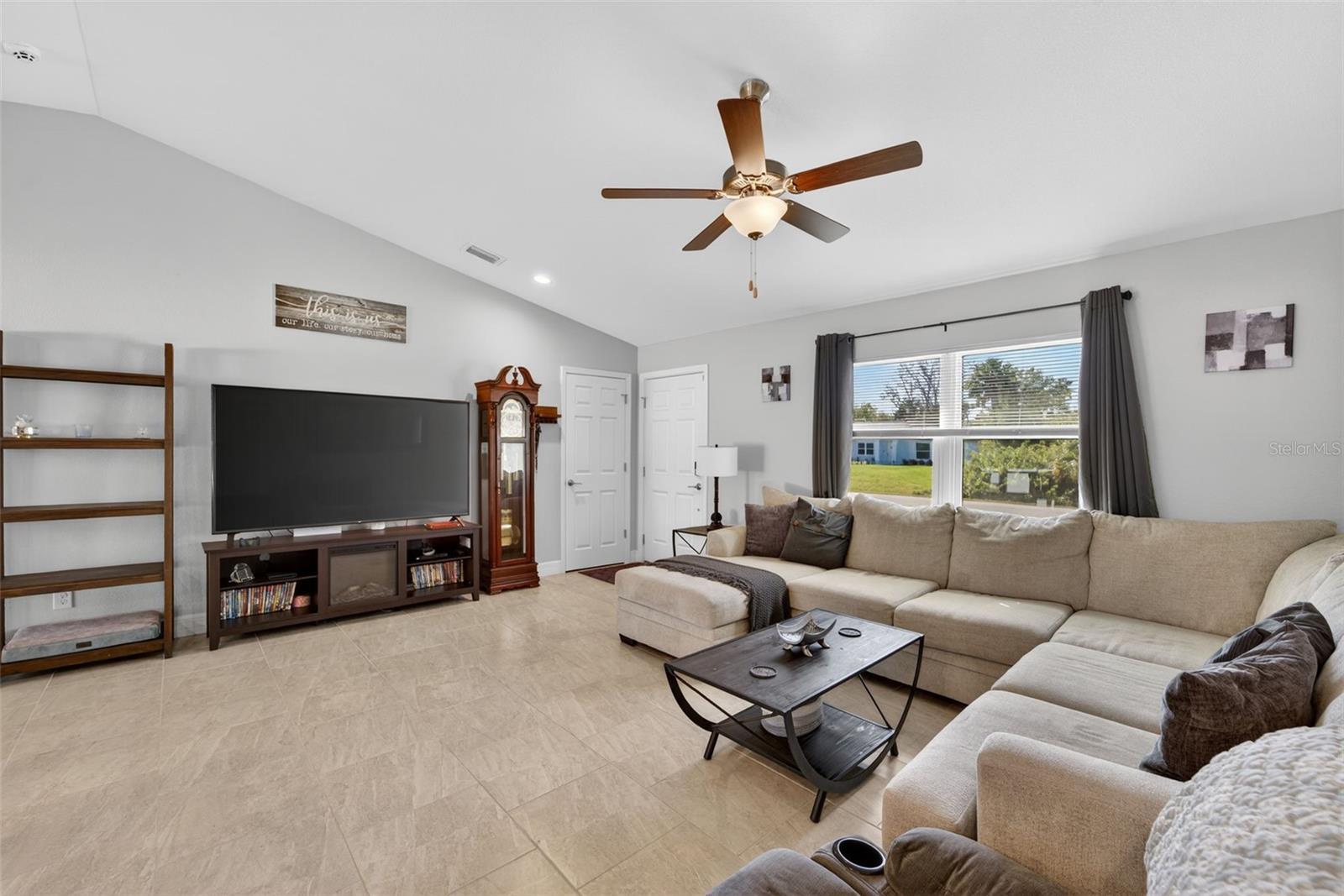 1784 - PORT CHARLOTTE SUB 48 - Residential