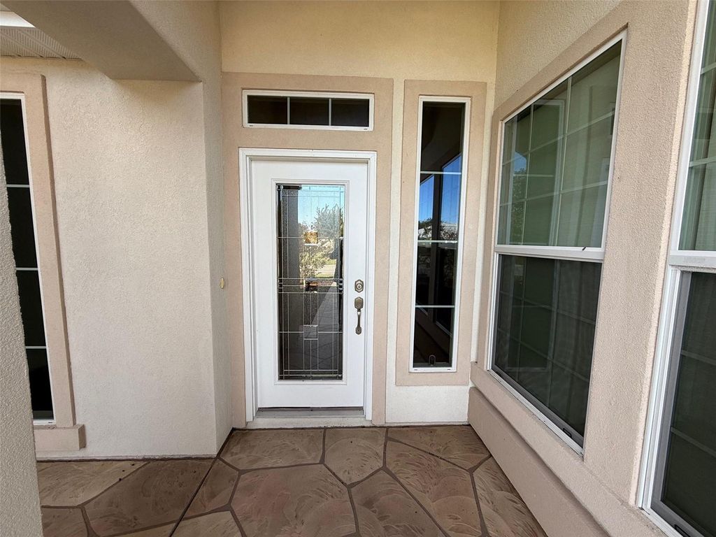 Photo of 12871 SE 92nd Court Road, Summerfield, FL 34491 (MLS # OM713742)