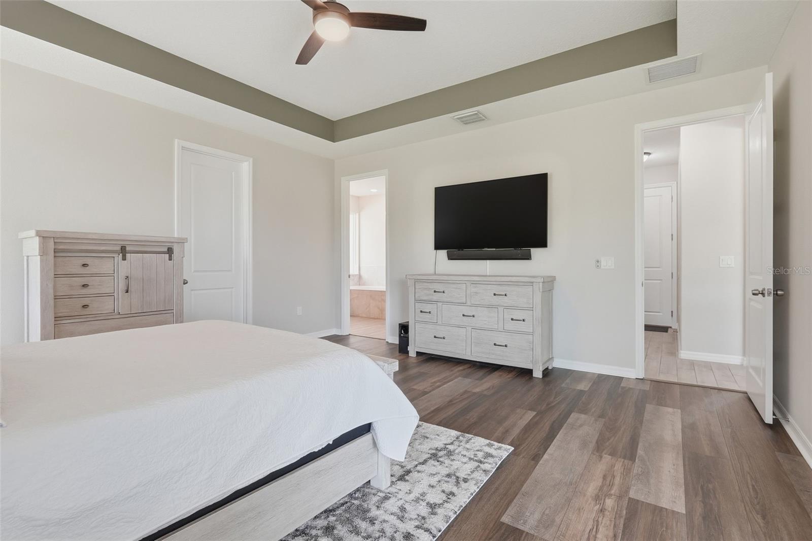 VILLAGE GREEN PT REP SUB - Residential