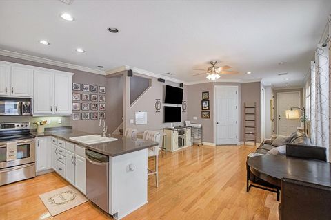 A home in TAMPA