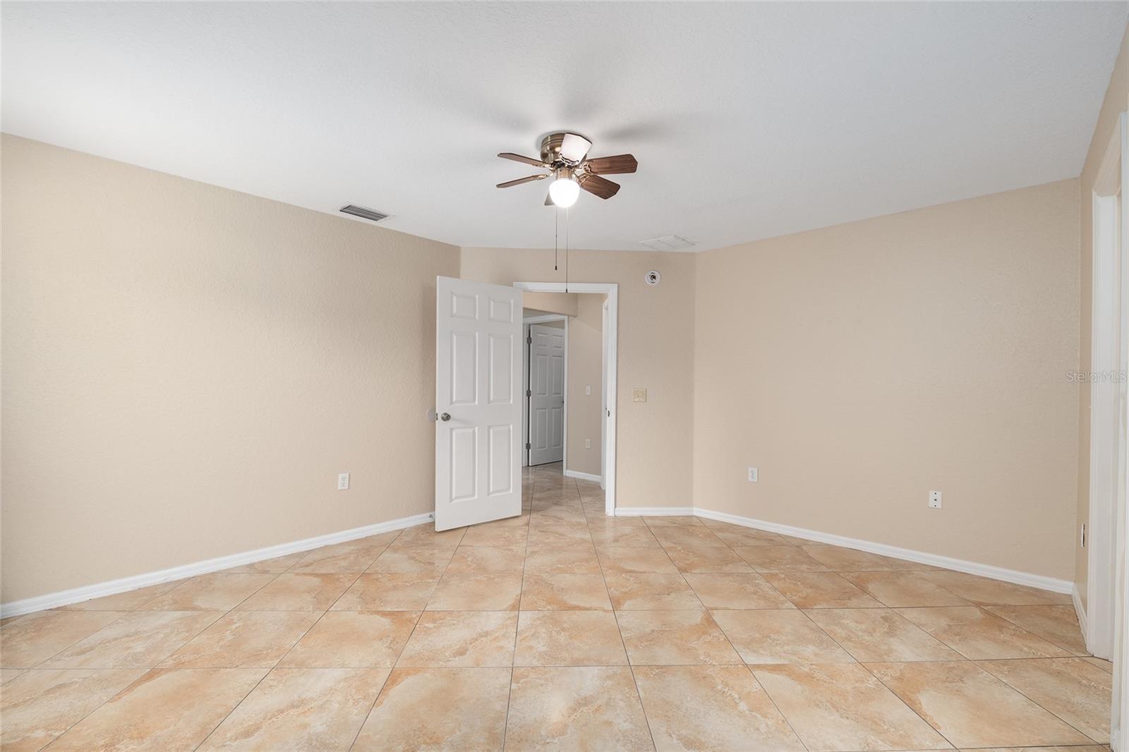 MARION OAKS UN 03 - Residential