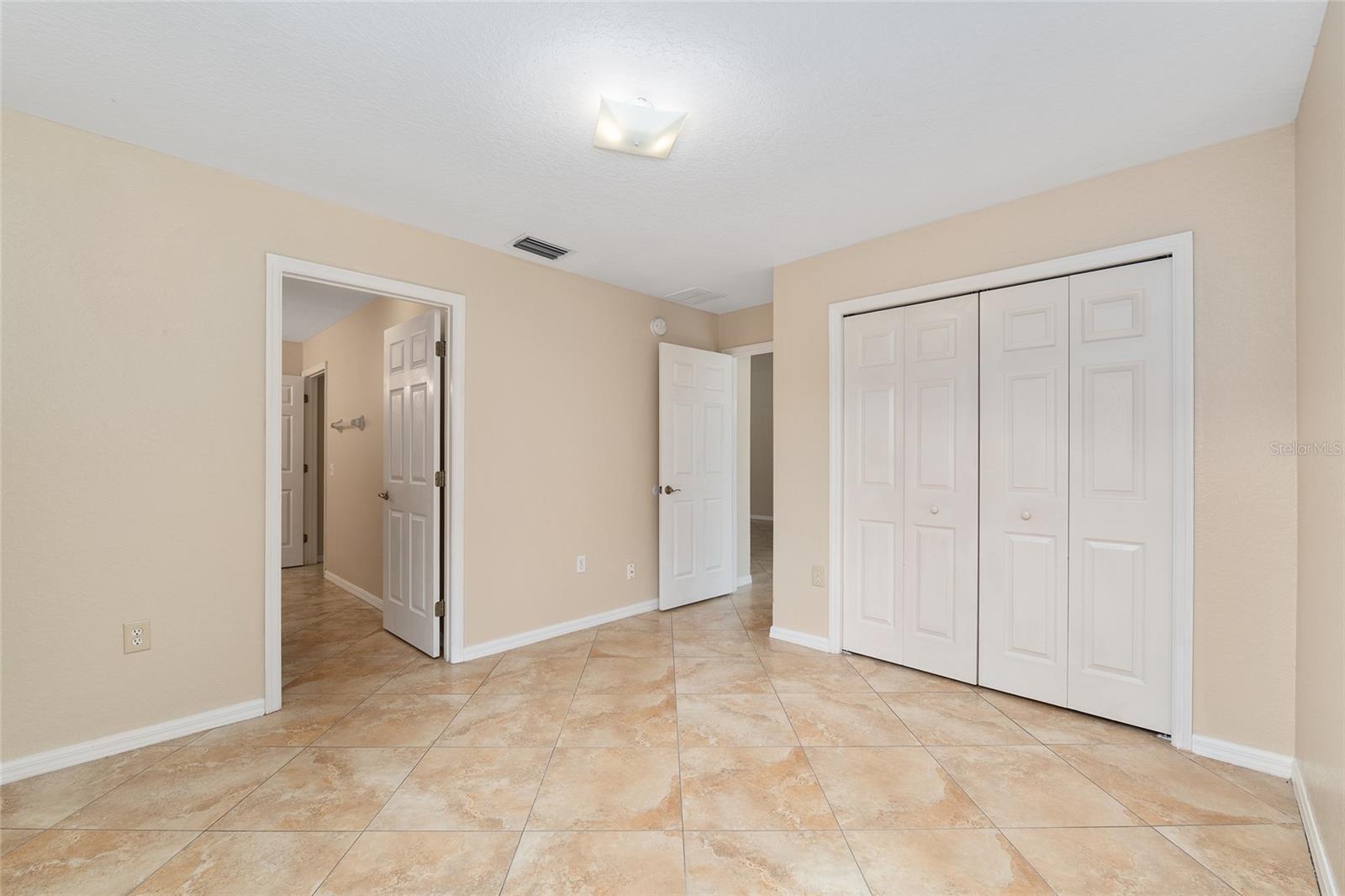 MARION OAKS UN 03 - Residential