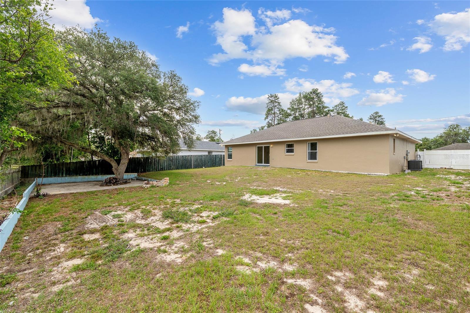 MARION OAKS UN 03 - Residential