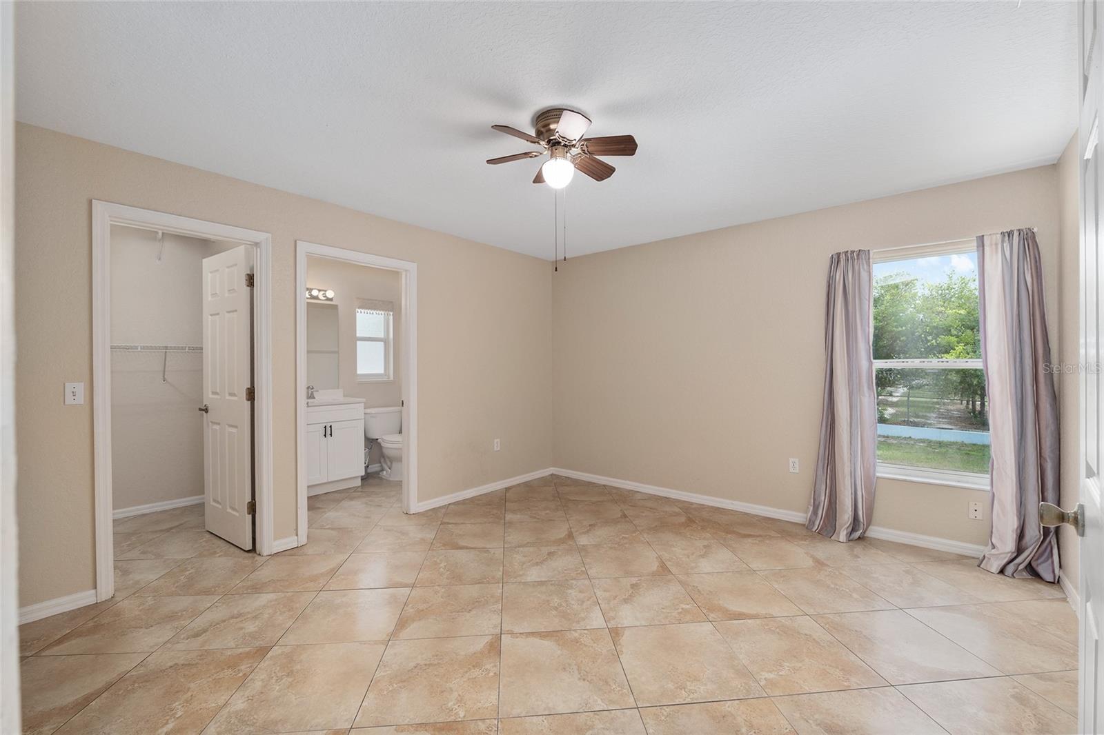 MARION OAKS UN 03 - Residential