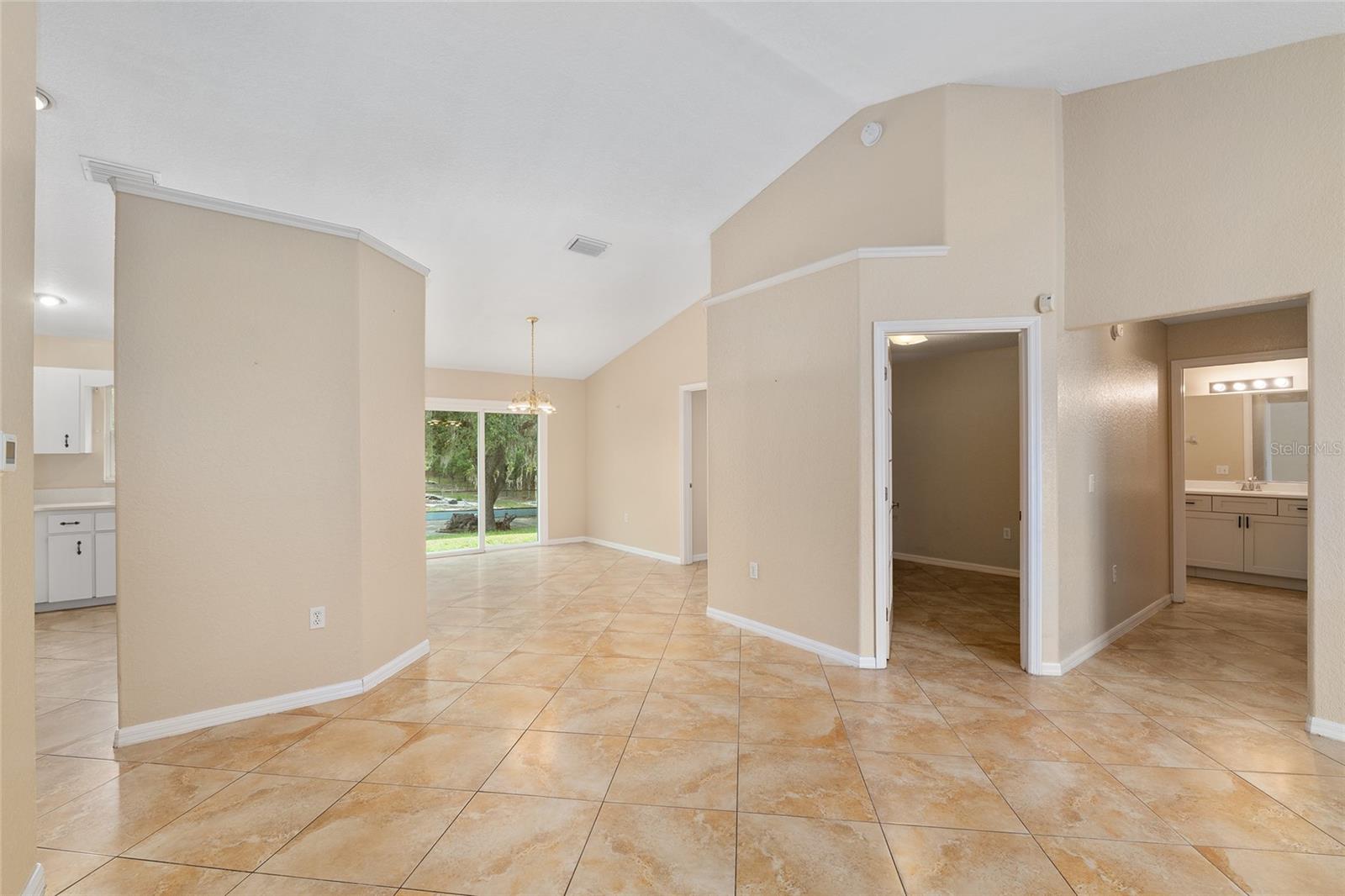 MARION OAKS UN 03 - Residential
