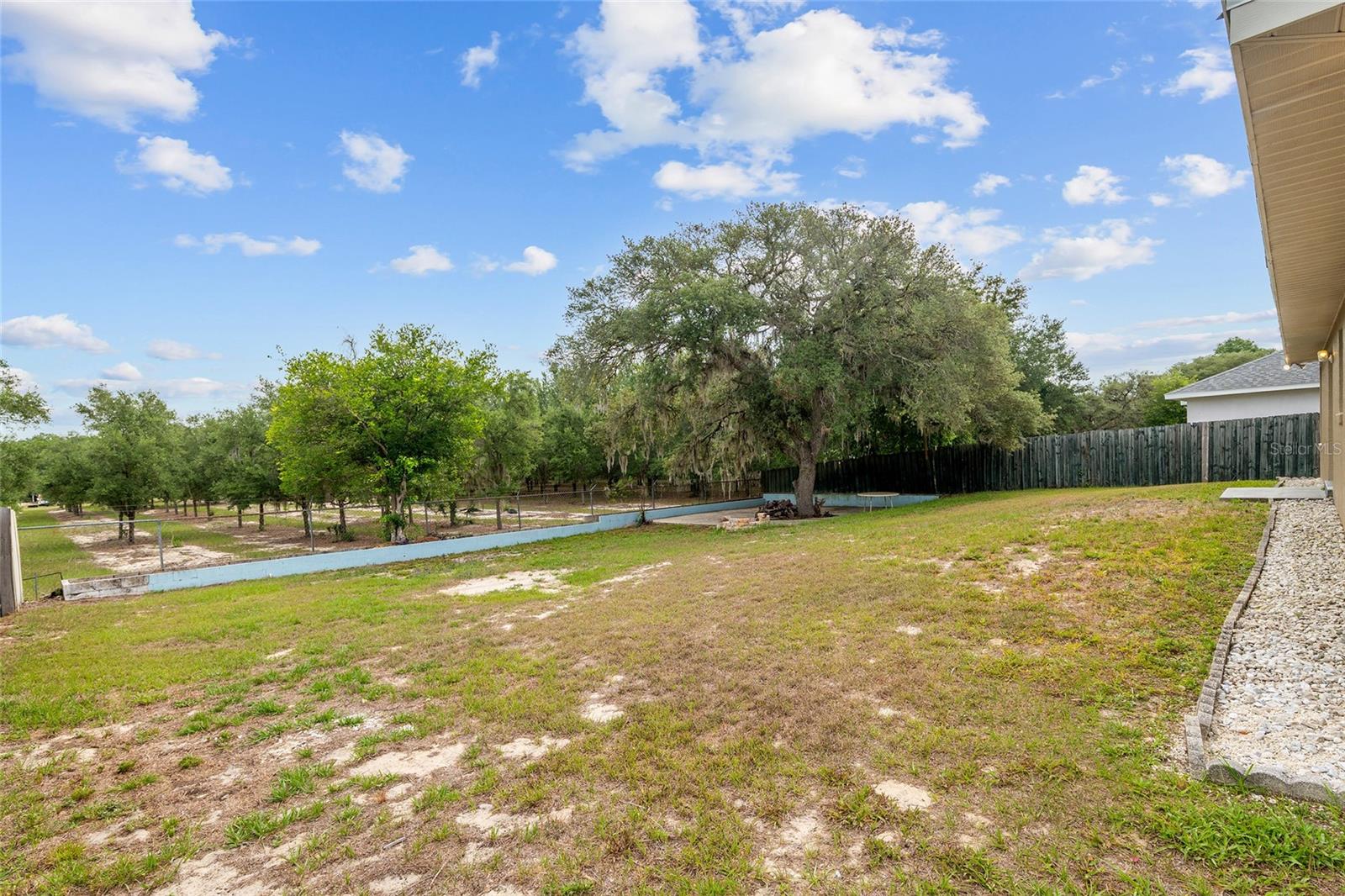 MARION OAKS UN 03 - Residential