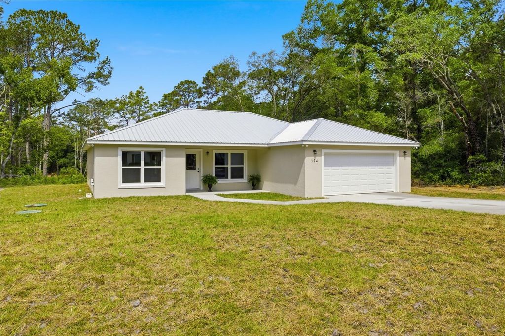 Photo of 124 Guava Terrace, Ocklawaha, FL 32179 (MLS # G5111407)