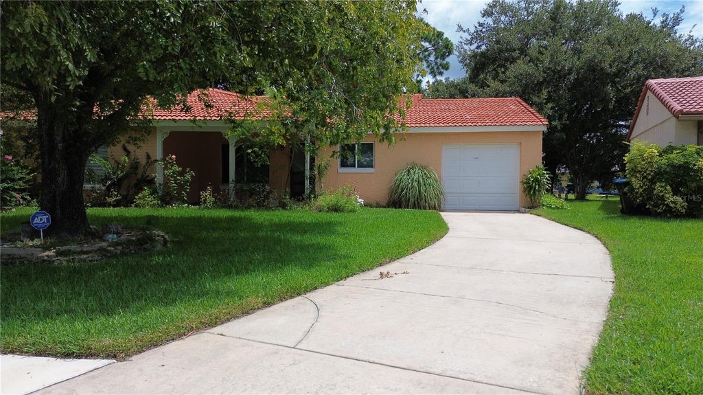 Photo of 10481 Montpelier Circle, Orlando, FL 32821 (MLS # S5158446)