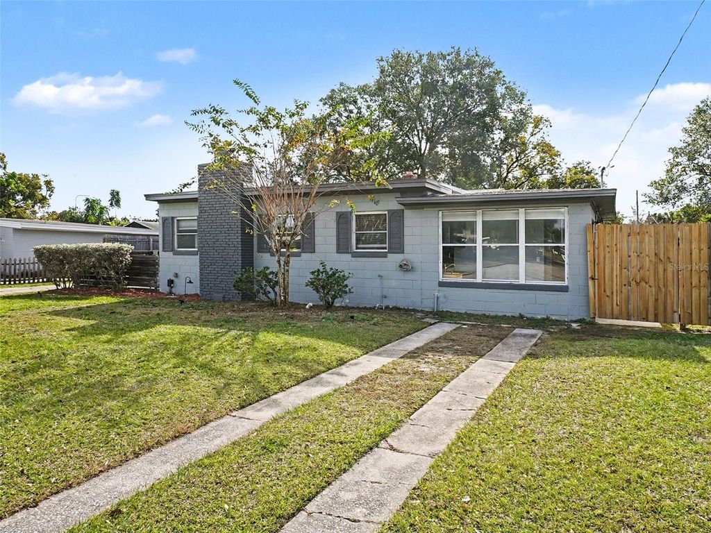 Photo of 6036 Dogwood Drive, Orlando, FL 32807 (MLS # O6370627)
