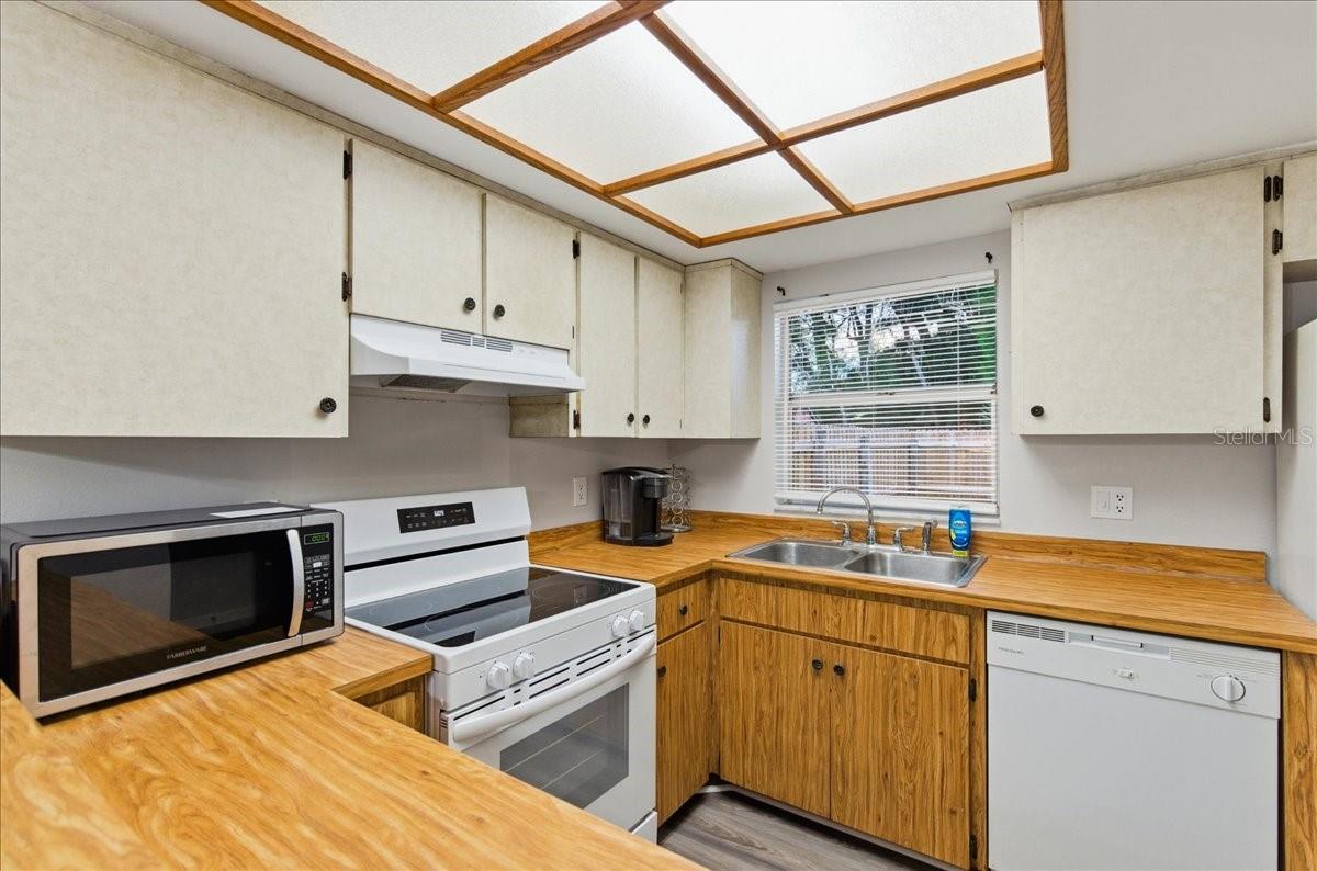 PINELLAS FARMS - Residential Income