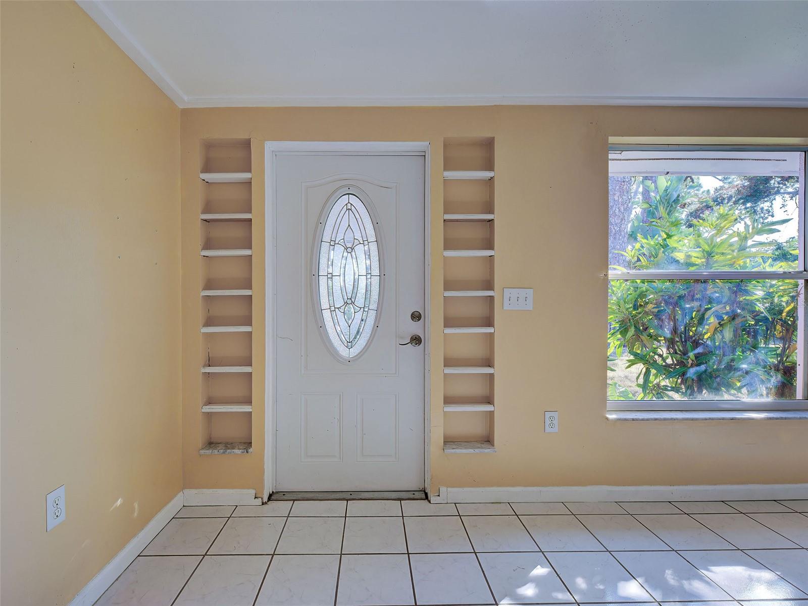 SOUTH VENICE - Residential