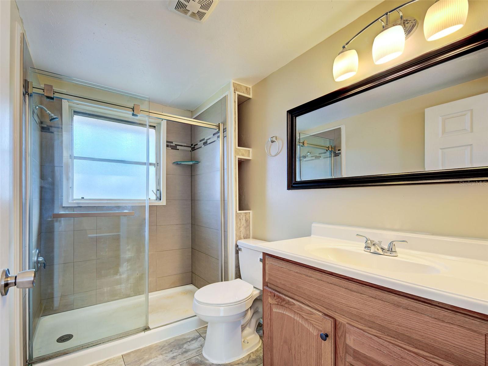 SOUTH VENICE - Residential