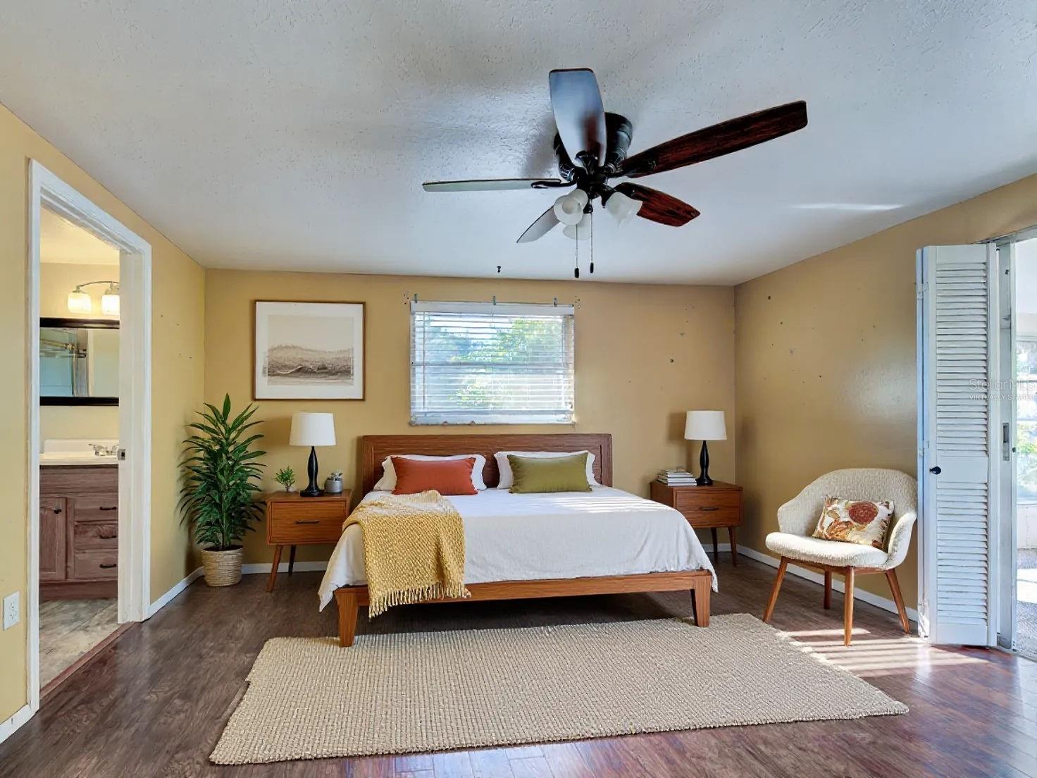 SOUTH VENICE - Residential