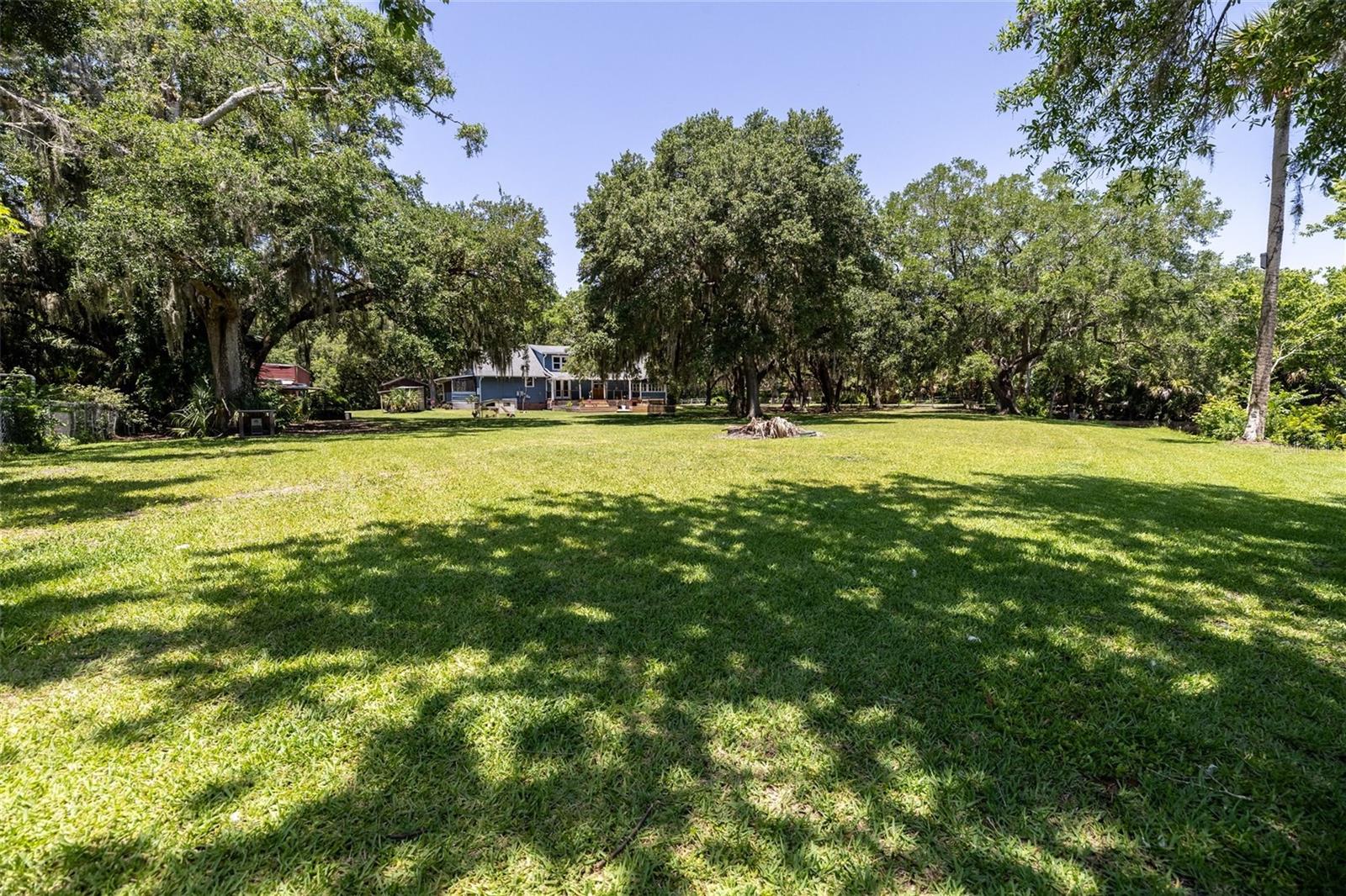 SHADY OAKS UNREC 240 - Residential