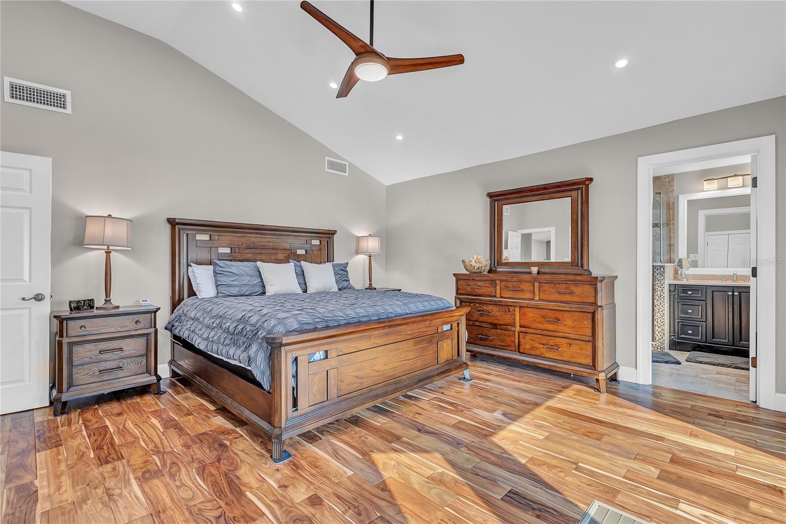 ACREAGE & UNREC - Residential