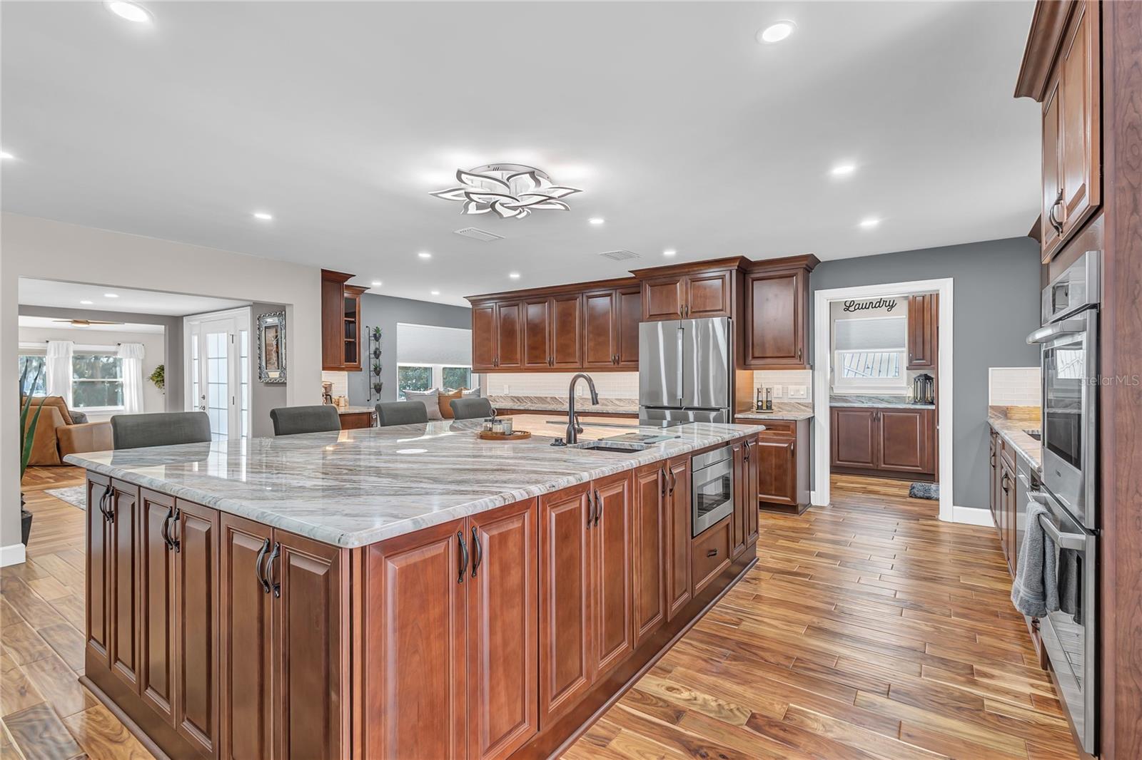 ACREAGE & UNREC - Residential