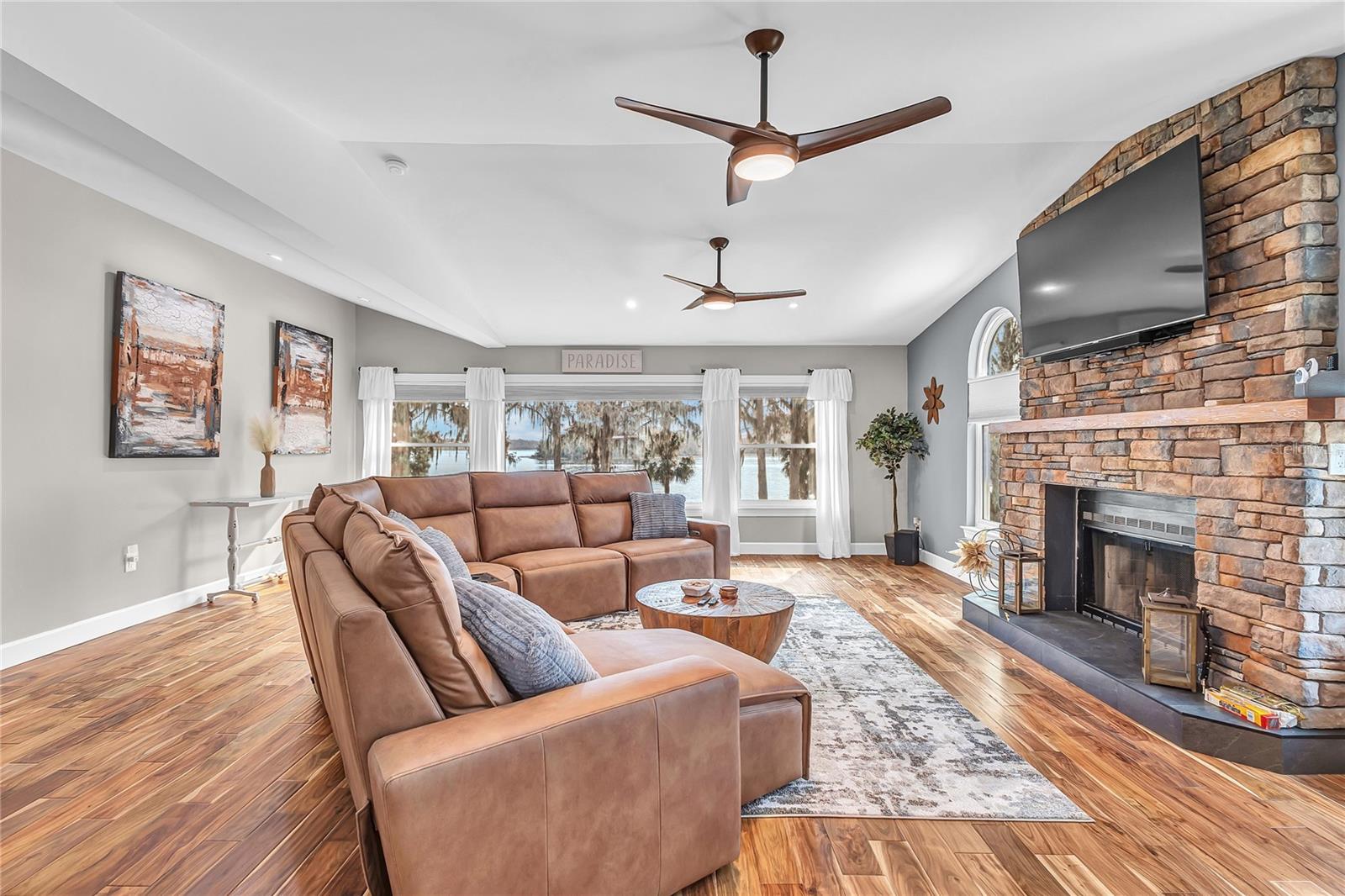 ACREAGE & UNREC - Residential