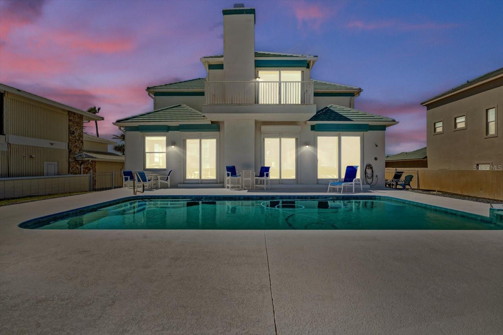 CONNELLY HARN - Residential