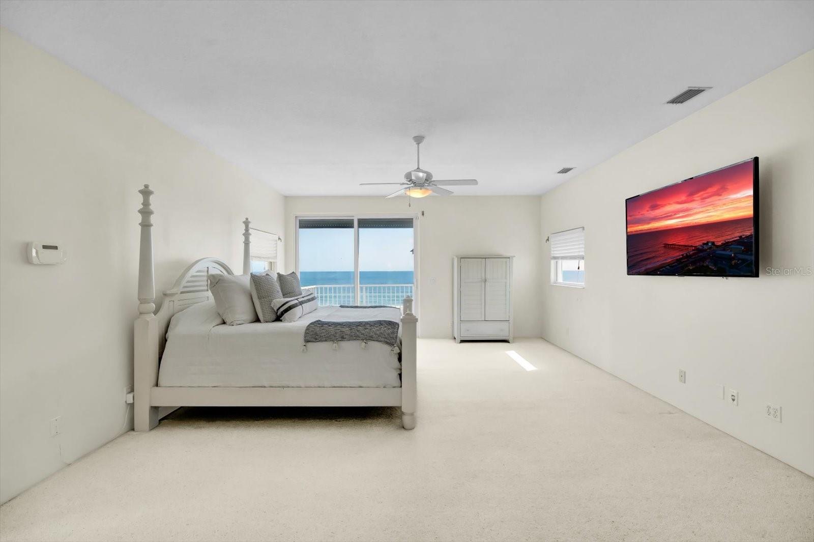 CONNELLY HARN - Residential