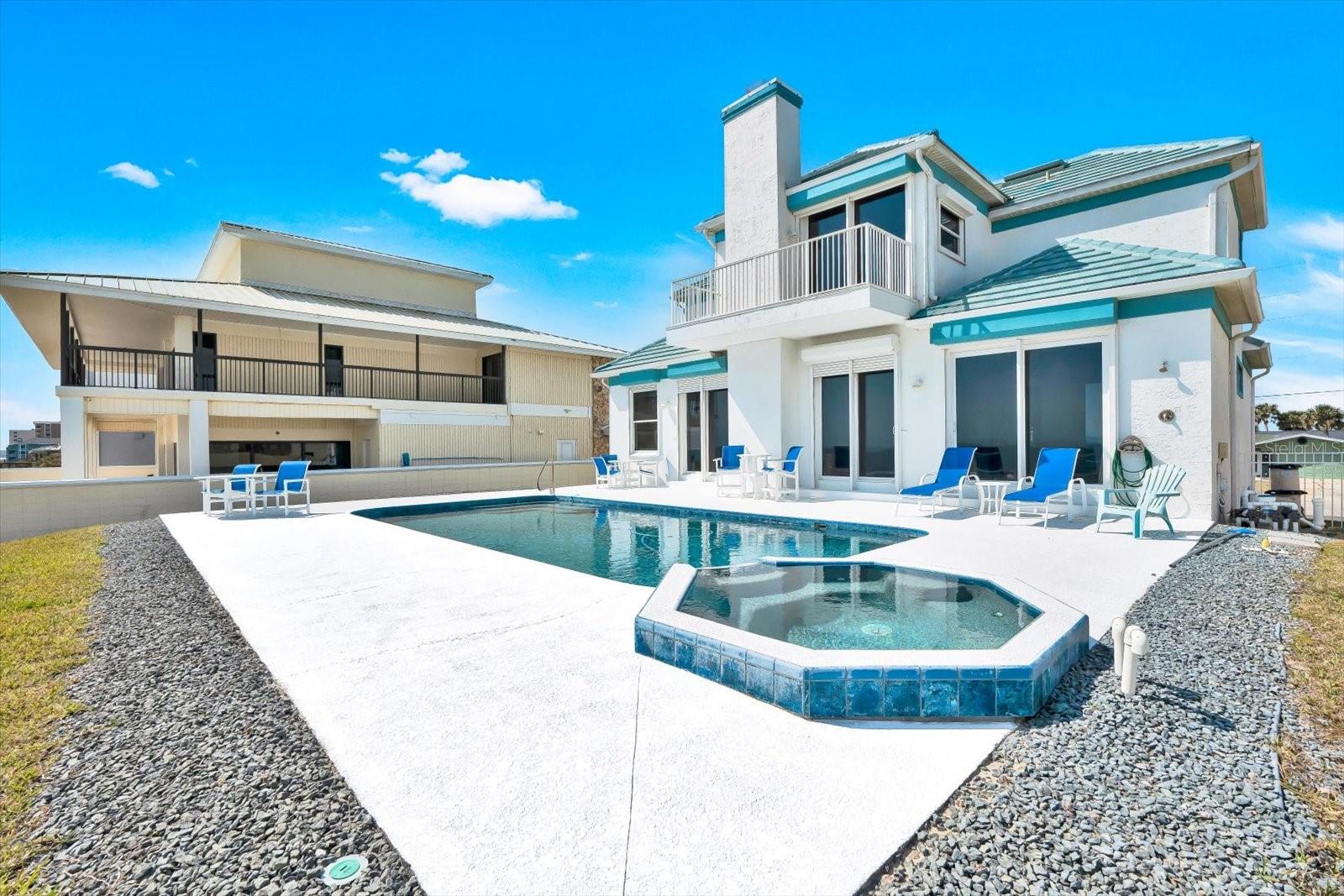 CONNELLY HARN - Residential