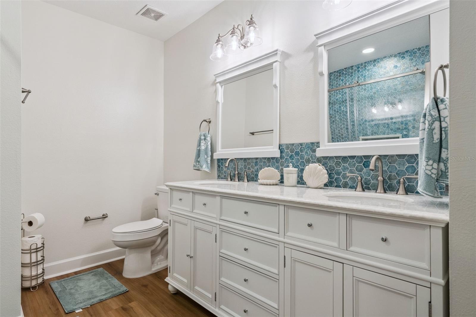 ARTISAN CLUB CONDO PH 04 - Residential