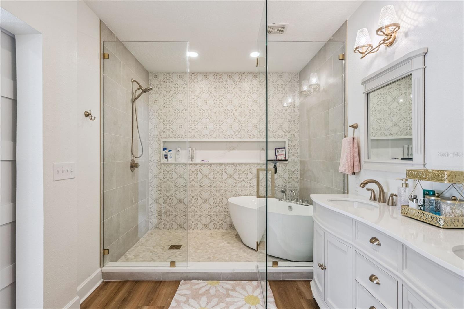 ARTISAN CLUB CONDO PH 04 - Residential