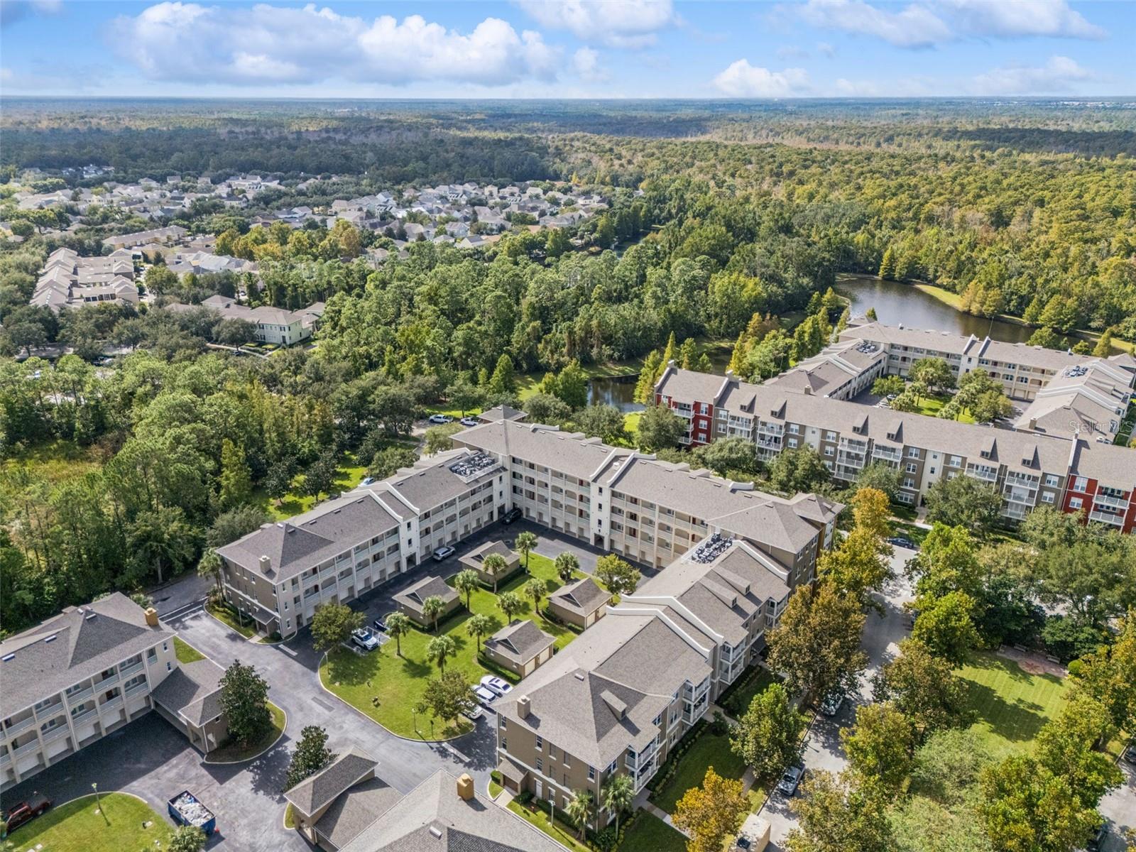 ARTISAN CLUB CONDO PH 04 - Residential