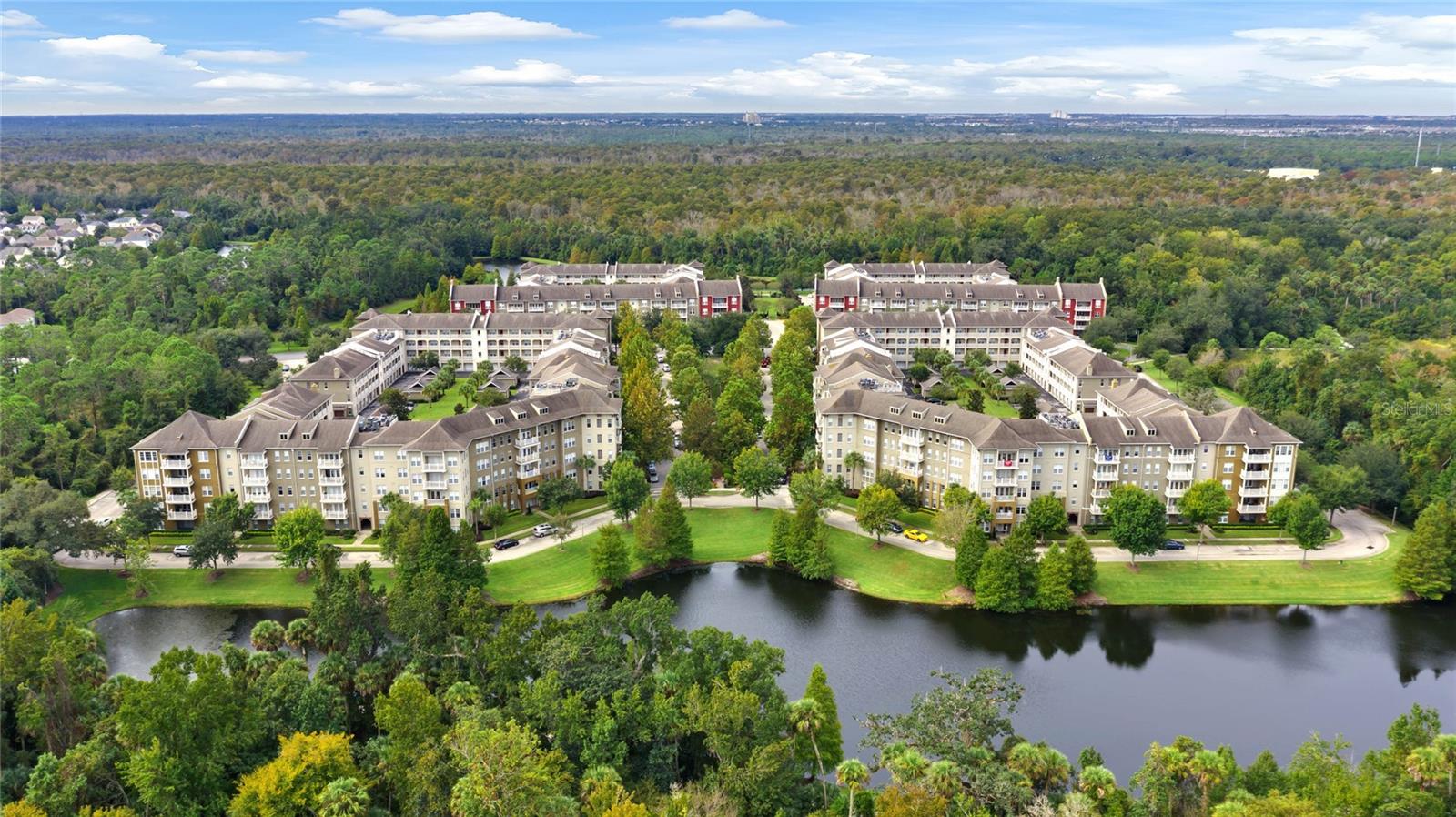 ARTISAN CLUB CONDO PH 04 - Residential