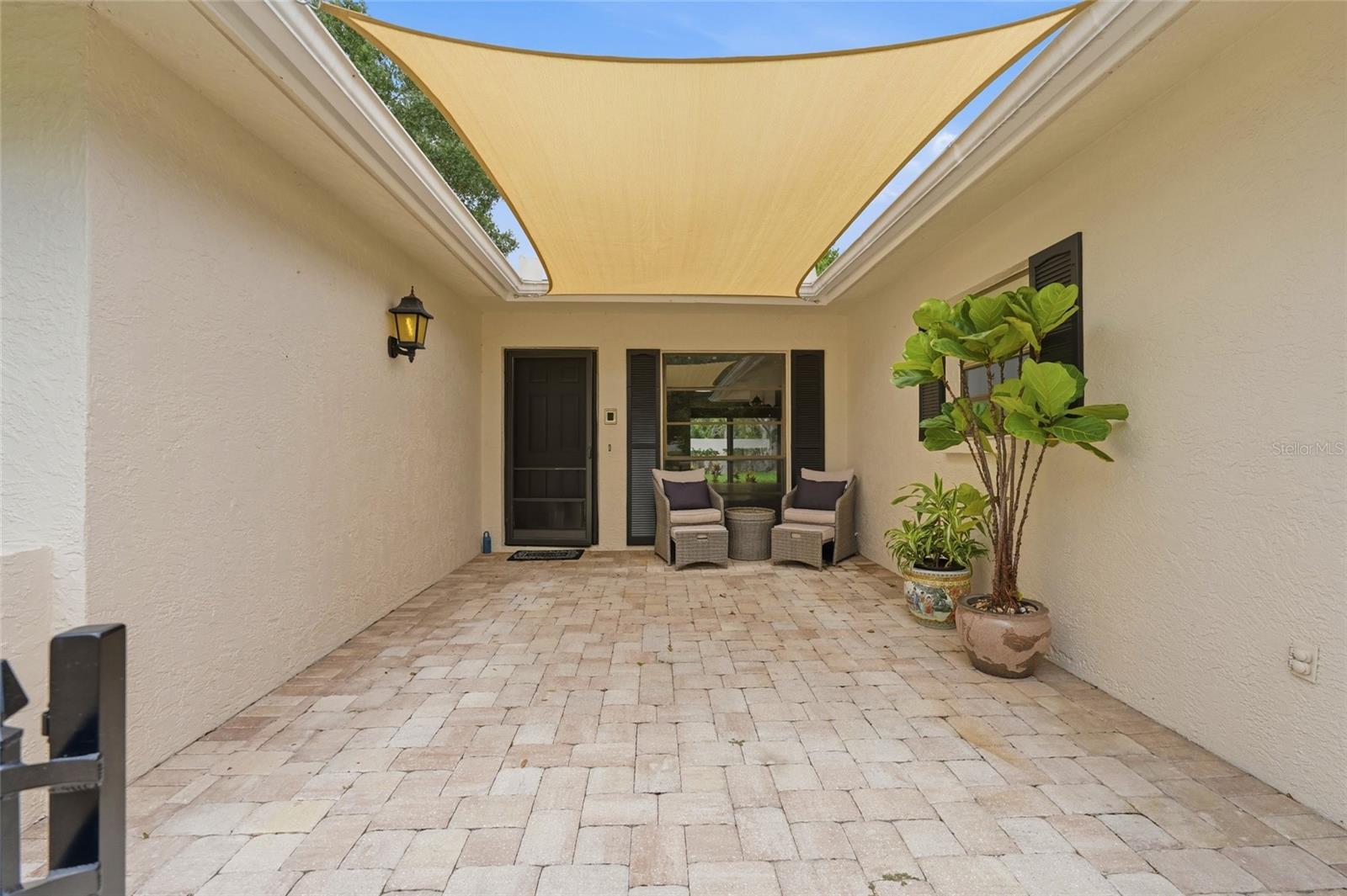 7101 FAIRWAY BEND CIRCLE