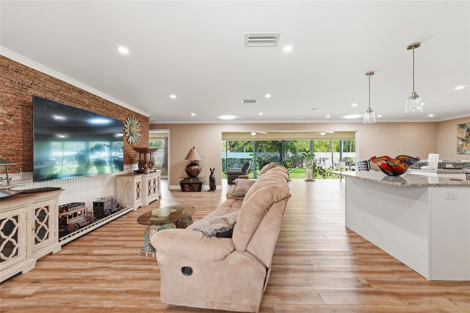 PALM-AIRE AT SARASOTA 11-A - Residential