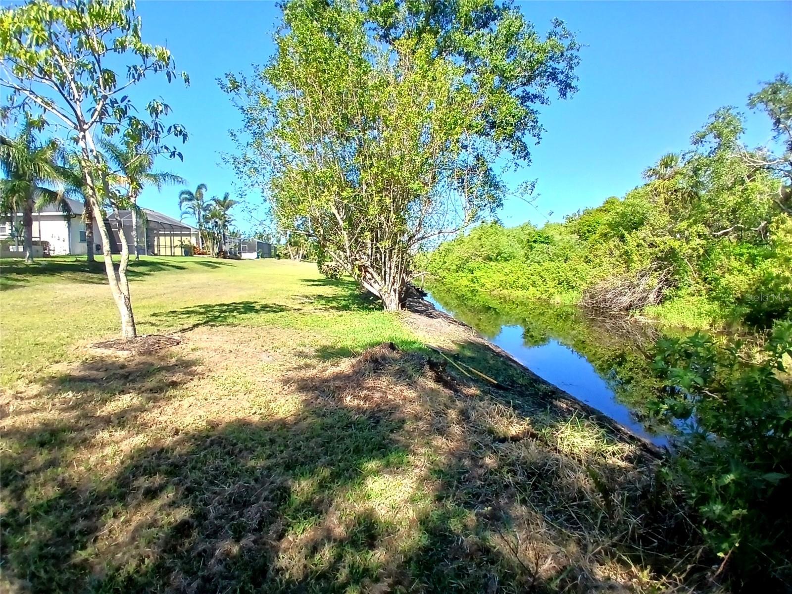 WHISPER BEND - Residential