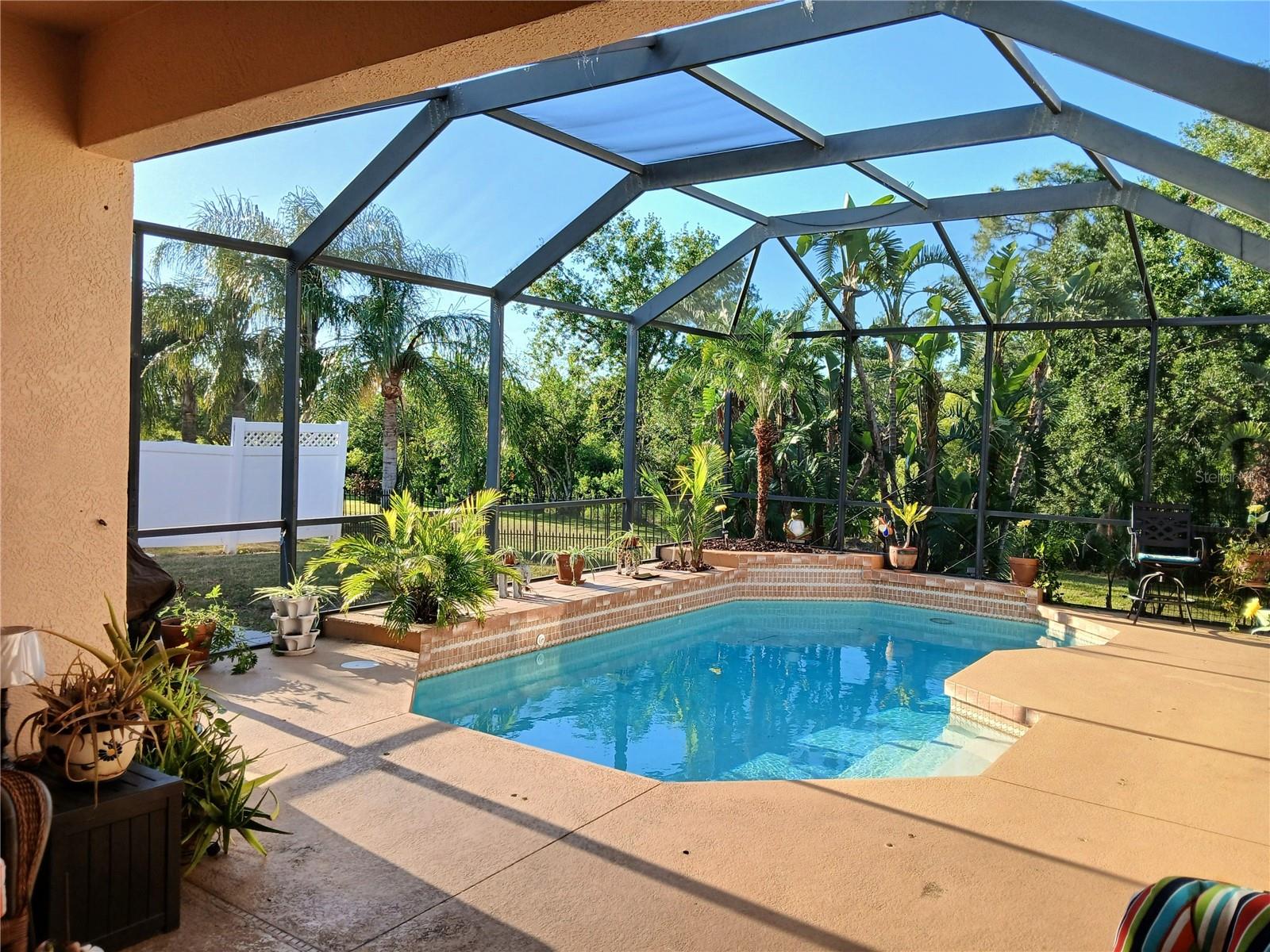 WHISPER BEND - Residential