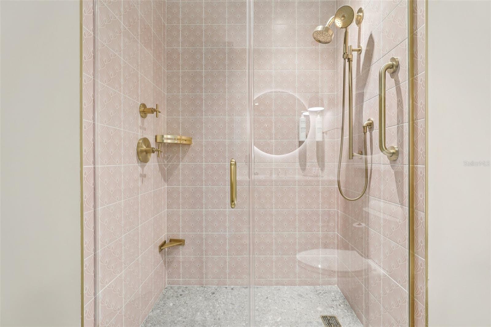 SUNSET WALK HOTEL CONDO PH 1 - Residential