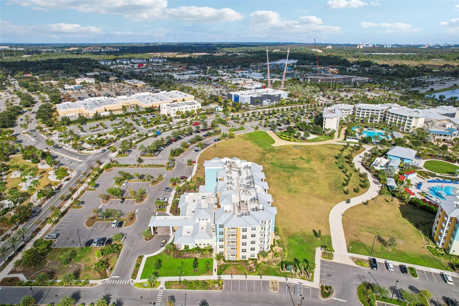 SUNSET WALK HOTEL CONDO PH 1 - Residential