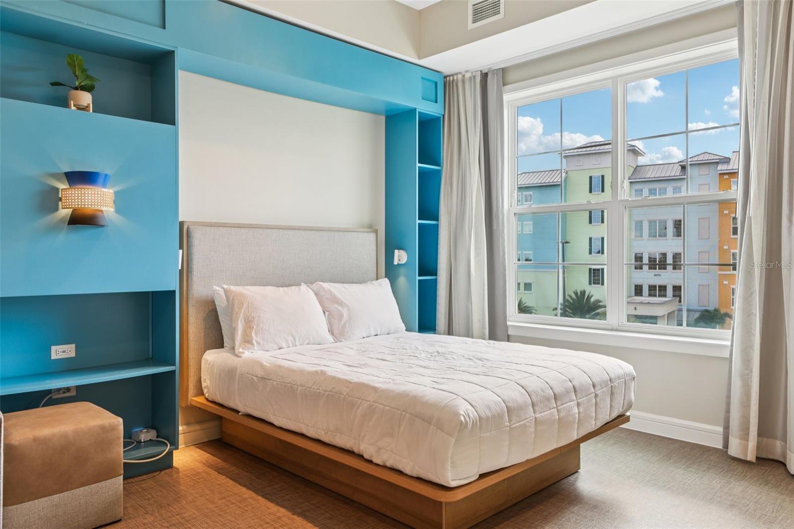 SUNSET WALK HOTEL CONDO PH 1 - Residential