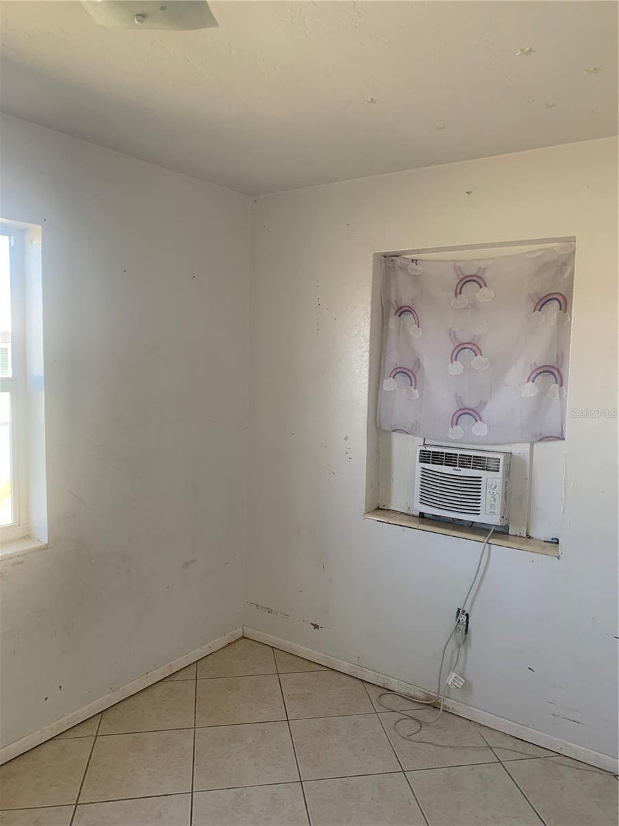 8746 HERBISON AVENUE