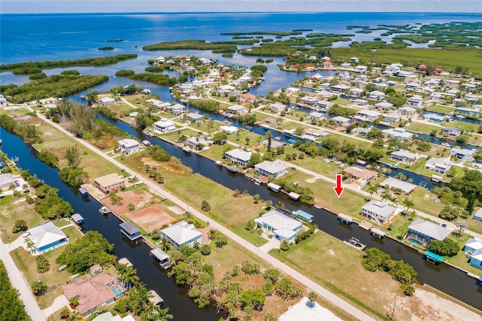 PIRATE HARBOR - Land