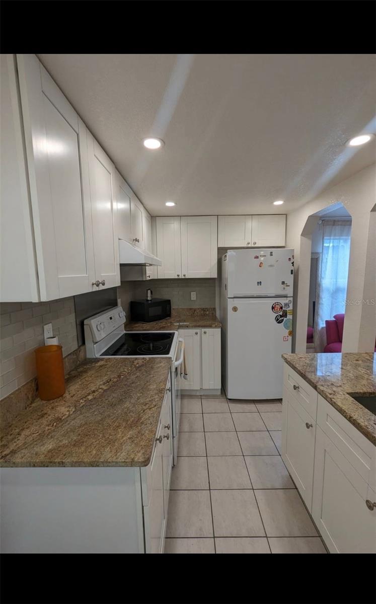 RIVERCREST - Residential Lease