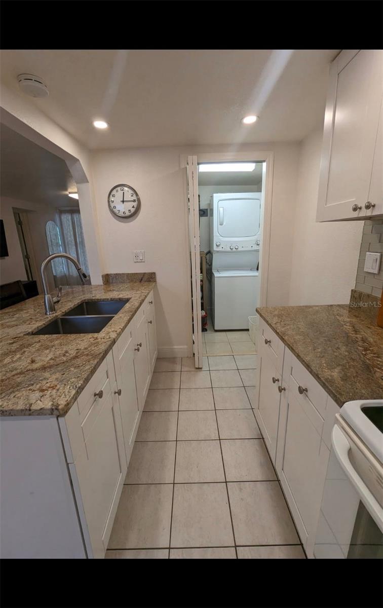 RIVERCREST - Residential Lease