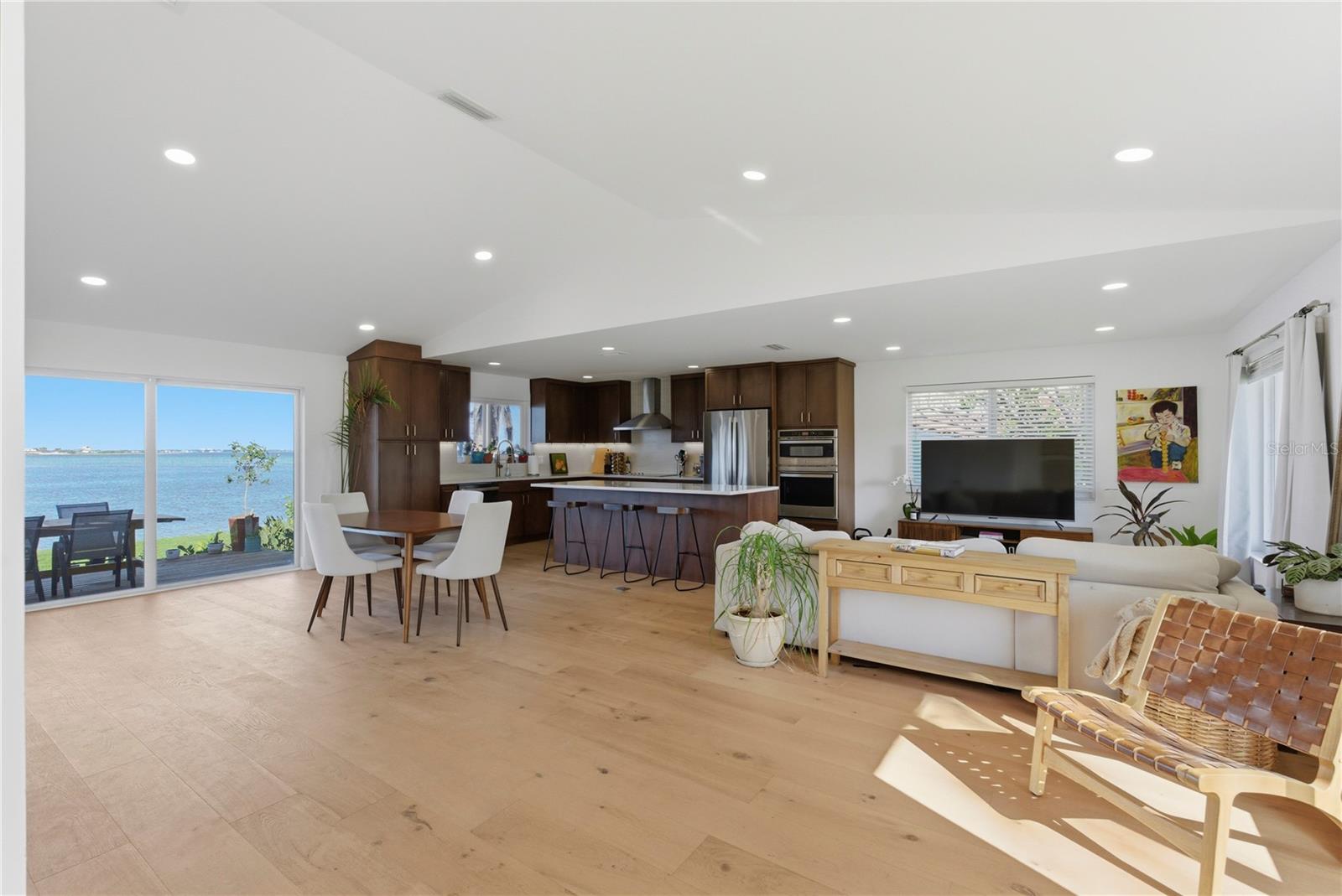 TROPICAL SHORES 1ST ADD - Residential Lease