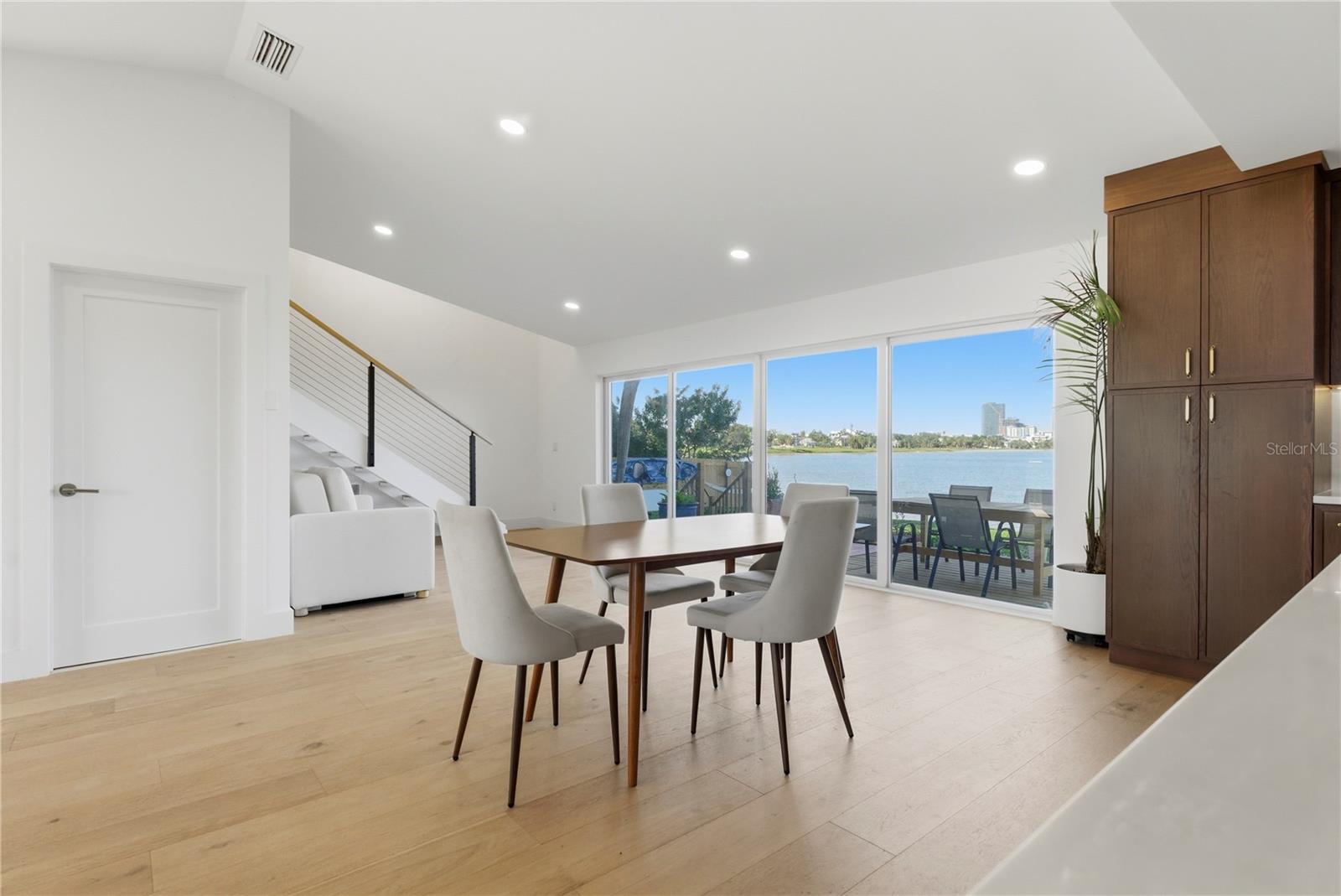 TROPICAL SHORES 1ST ADD - Residential Lease