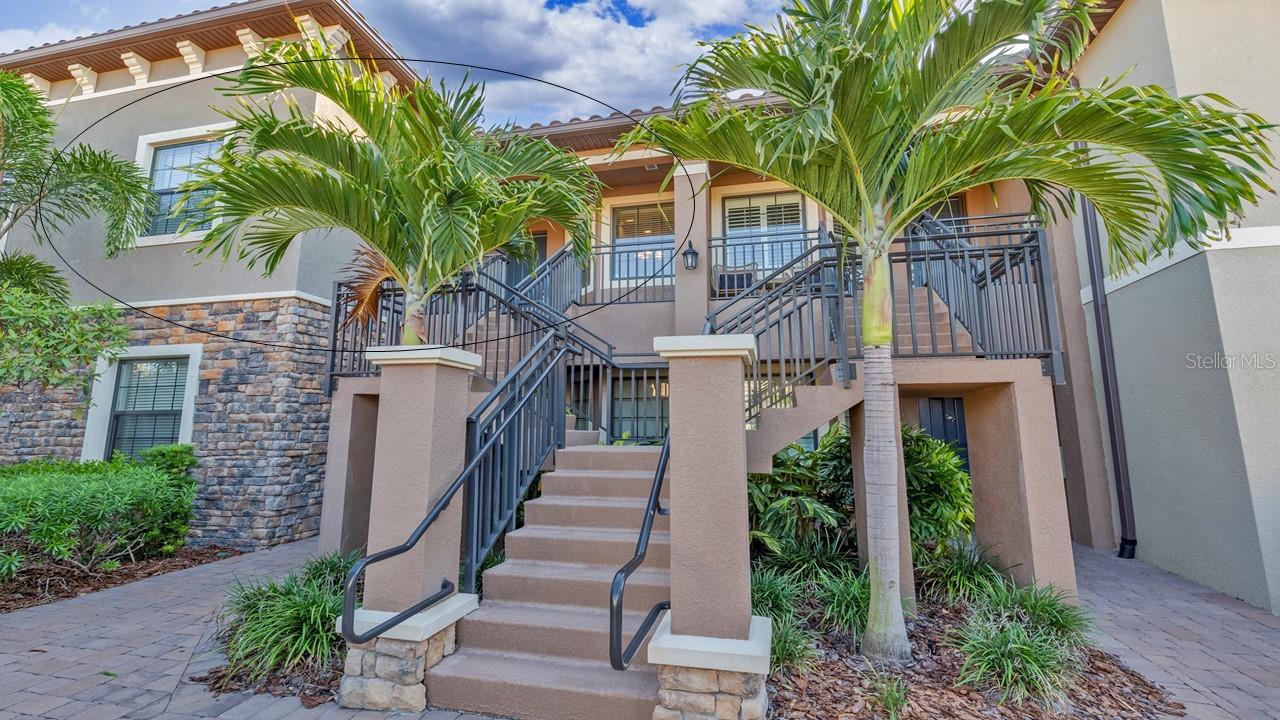 Spring into Savings with a $7,500 credit for you to apply towards your closing costs, rate buy-down or golf membership. TURNKEY FURNISHED! Barely occupied, second home, never rented. Nestled amidst breathtaking golf course views, this captivating residence offers an unparalleled living experience. Featuring a grand 12 1/2 foot ceiling the open floor plan seamlessly blends style and functionality, creating a spacious and inviting atmosphere. The gourmet kitchen is a culinary enthusiast's dream, featuring 42-inch off-white cabinets, a breakfast bar, a closet pantry, stainless steel appliances, and sleek granite counters. Whether you're preparing gourmet meals or enjoying casual gatherings, this kitchen is sure to impress. Unwind in the tranquil master suite, boasting two walk-in closets for ample storage. The en suite bathroom provides a relaxing retreat with a step-in shower and double sinks, ensuring a luxurious spa-like experience.
Additional Features include: • Convenient laundry room with washer and dryer • Elegant crown molding throughout • Private 1-car garage for secure parking • Gated community for added security and privacy. Indulge in an array of world-class amenities, including: • Championship 18-hole Golf Course with an extensive golf center • Pickleball courts, tennis courts, bocce ball courts • Heated lagoon style resort swimming pool with cabanas, poolside Bahama Bar and resistance pool • Outdoor BBQ area and firepits • Residents have access to 4 different pools • Fitness center with workout classes, personal training sessions and wellness seminars • Full-service Koquina Sand Spa offering massages, facials, manicures, haircuts, and more • Elegant and casual dining at the Barrel House Bistro and Pizza Café, a Culinary Center with fine dining and a demonstration kitchen. GOLF MEMBERSHIP INCLUDED! Enjoy the ultimate golf lifestyle with a full golf membership included with this exceptional residence. Practice your swing at the renowned golf center, recognized as one of the best in the area. This exceptional residence offers an extraordinary combination of luxury, convenience, and resort-style amenities. Embrace a life of relaxation, recreation, and refined living in this stunning golf course oasis. Contact us today to schedule a private viewing and experience the epitome of Florida living! 2 prints, video game console and golf cart are negotiable.