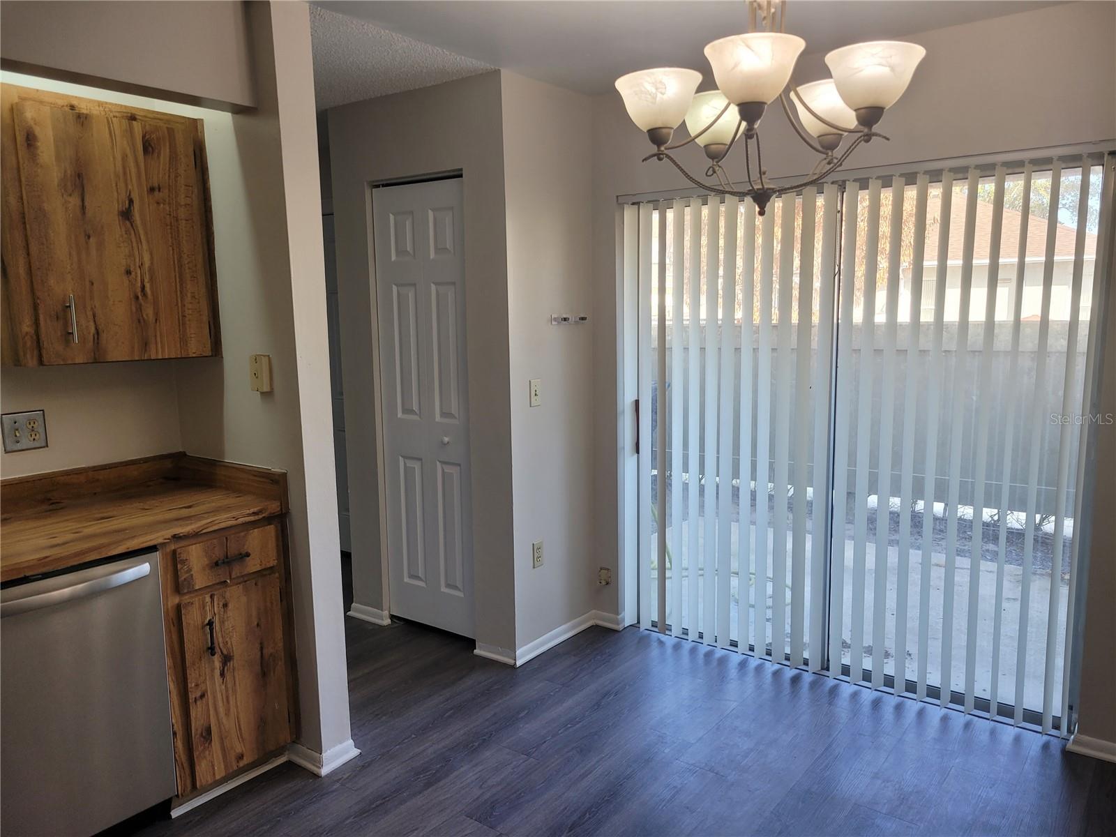 PHEASANT RUN AT ROSEMONT CONDO PH 1 - Residential Lease