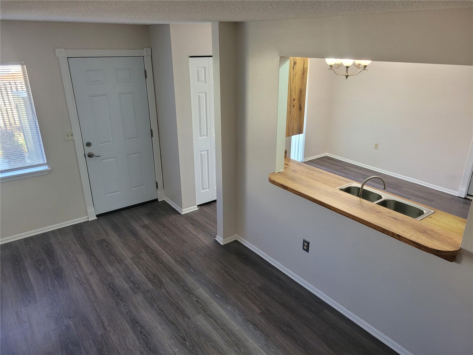 PHEASANT RUN AT ROSEMONT CONDO PH 1 - Residential Lease